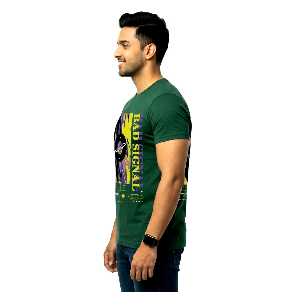Bad Signal Graphic Streetwear T-Shirt – Green Printed Tee for Men